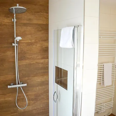 Gaestehaus Munk 군즈부르크